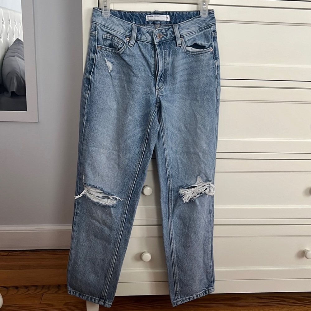 Barely worn, no defect, stains, or ripping.